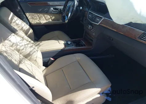 2013 Mercedes-Benz E 350 из США, поврежденный, VIN WDDHF5KB2DA690188